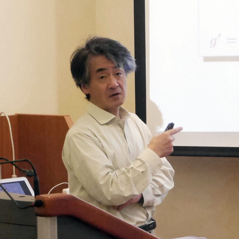 高崎金久先生近影